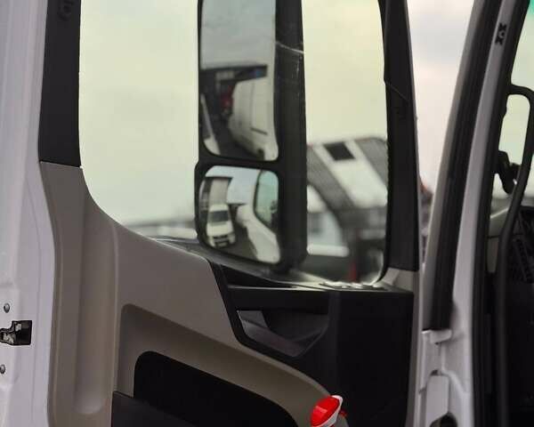 Белый Мерседес Актрос, объемом двигателя 10.8 л и пробегом 767 тыс. км за 110000 $, фото 17 на Automoto.ua