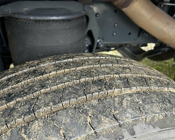 Белый Мерседес Актрос, объемом двигателя 11.95 л и пробегом 999 тыс. км за 21800 $, фото 8 на Automoto.ua