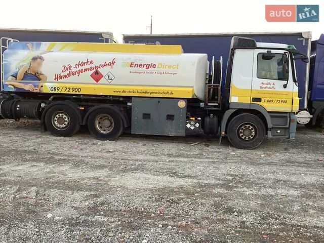 Білий Мерседес Актрос, об'ємом двигуна 11.95 л та пробігом 700 тис. км за 50000 $, фото 5 на Automoto.ua