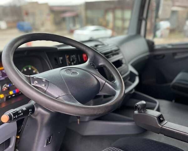 Белый Мерседес Актрос, объемом двигателя 11.97 л и пробегом 471 тыс. км за 81373 $, фото 13 на Automoto.ua