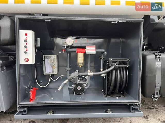 Белый Мерседес Актрос, объемом двигателя 11.97 л и пробегом 471 тыс. км за 81373 $, фото 8 на Automoto.ua