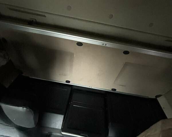 Білий Мерседес Актрос, об'ємом двигуна 10.68 л та пробігом 834 тис. км за 18000 $, фото 4 на Automoto.ua