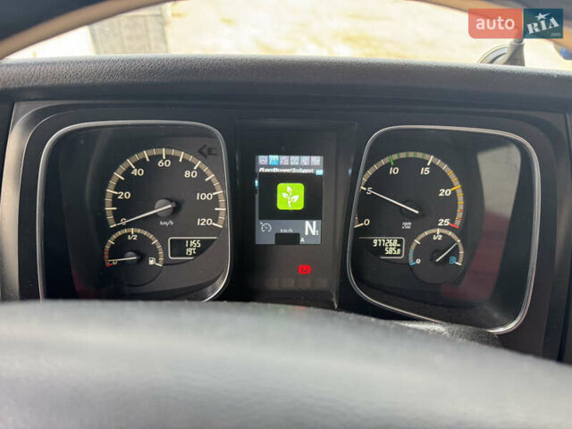 Белый Мерседес Актрос, объемом двигателя 12.9 л и пробегом 10 тыс. км за 18000 $, фото 4 на Automoto.ua