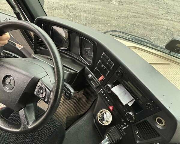 Білий Мерседес Актрос, об'ємом двигуна 10.68 л та пробігом 834 тис. км за 18000 $, фото 1 на Automoto.ua