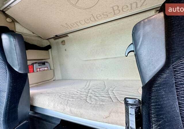 Белый Мерседес Актрос, объемом двигателя 12.81 л и пробегом 823 тыс. км за 16900 $, фото 8 на Automoto.ua