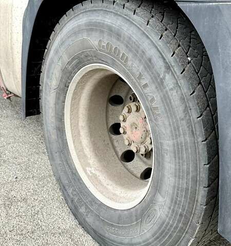 Белый Мерседес Актрос, объемом двигателя 12.81 л и пробегом 823 тыс. км за 16900 $, фото 9 на Automoto.ua