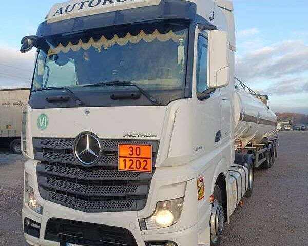 Білий Мерседес Актрос, об'ємом двигуна 12.81 л та пробігом 976 тис. км за 22000 $, фото 18 на Automoto.ua