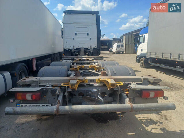 Белый Мерседес Актрос, объемом двигателя 10.68 л и пробегом 950 тыс. км за 35500 $, фото 3 на Automoto.ua