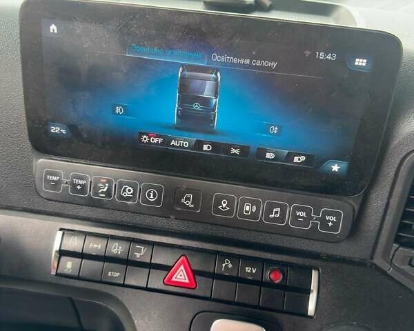 Белый Мерседес Актрос, объемом двигателя 12.8 л и пробегом 720 тыс. км за 66900 $, фото 7 на Automoto.ua