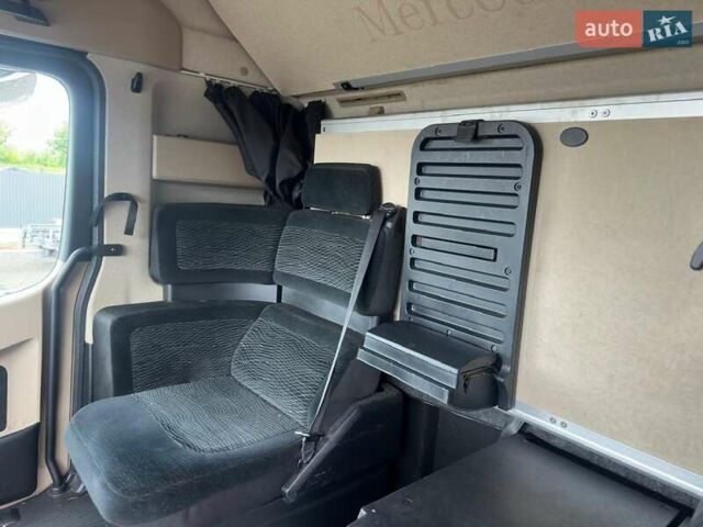 Белый Мерседес Актрос, объемом двигателя 12.8 л и пробегом 720 тыс. км за 66900 $, фото 8 на Automoto.ua
