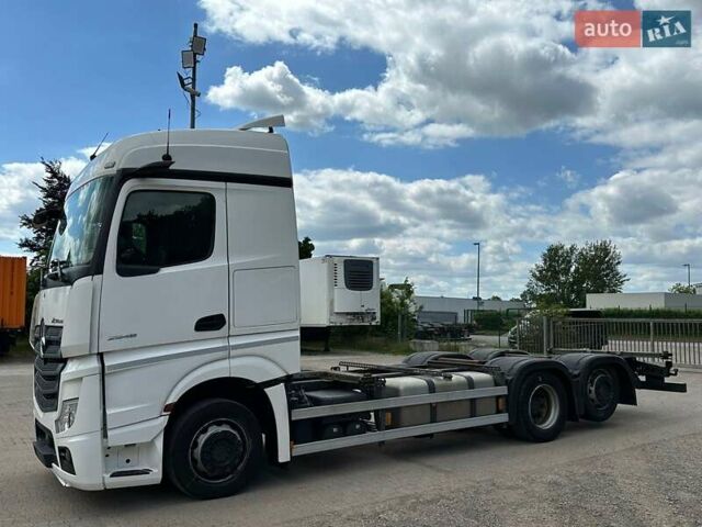 Белый Мерседес Актрос, объемом двигателя 12.81 л и пробегом 496 тыс. км за 75478 $, фото 7 на Automoto.ua