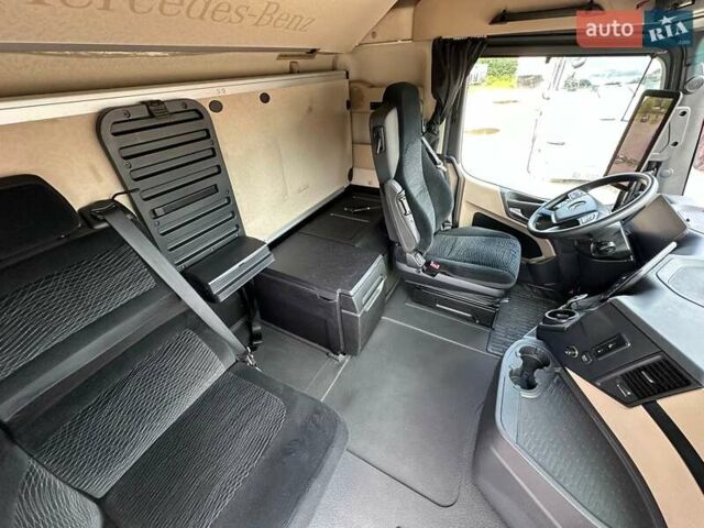 Белый Мерседес Актрос, объемом двигателя 12.81 л и пробегом 496 тыс. км за 75478 $, фото 16 на Automoto.ua