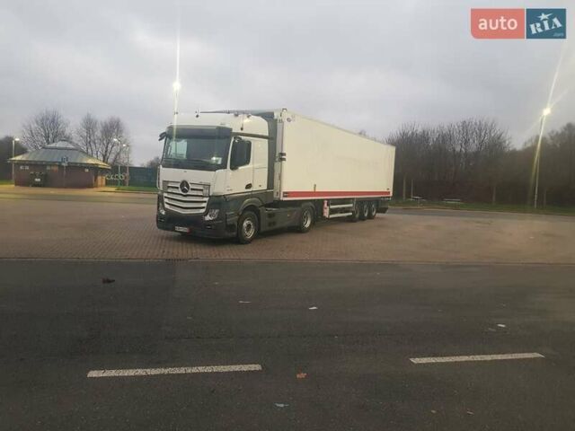 Мерседес Актрос 2014 в Прилуках на Automoto.ua Белый Мерседес Актрос, объемом двигателя 12.81 л и пробегом 950 тыс. км за 18800 $, фото 6 на Automoto.ua