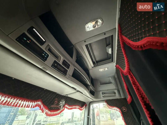 Мерседес Актрос 2014 в Киеве на Automoto.ua Белый Мерседес Актрос, объемом двигателя 11.95 л и пробегом 500 тыс. км за 39999 $, фото 38 на Automoto.ua