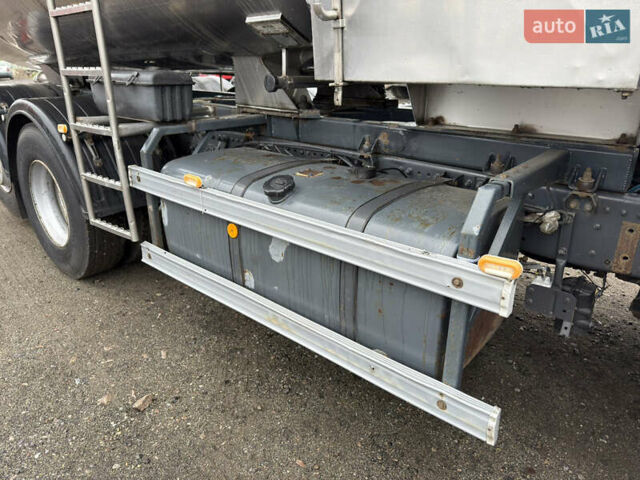 Мерседес Актрос 2014 в Киеве на Automoto.ua Белый Мерседес Актрос, объемом двигателя 11.95 л и пробегом 500 тыс. км за 39999 $, фото 13 на Automoto.ua