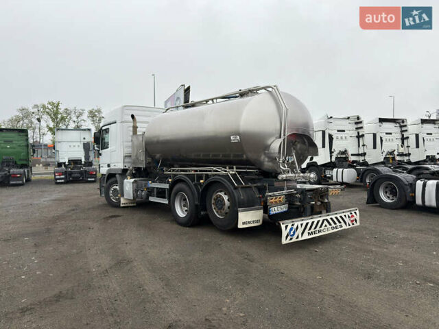 Мерседес Актрос 2014 в Киеве на Automoto.ua Белый Мерседес Актрос, объемом двигателя 11.95 л и пробегом 500 тыс. км за 39999 $, фото 3 на Automoto.ua