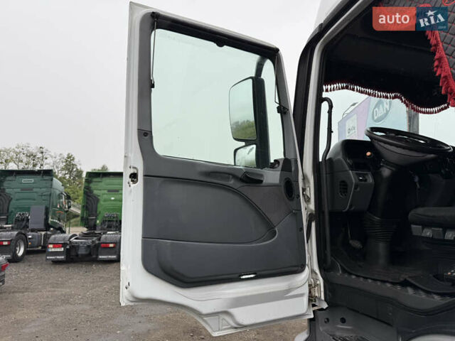 Мерседес Актрос 2014 в Киеве на Automoto.ua Белый Мерседес Актрос, объемом двигателя 11.95 л и пробегом 500 тыс. км за 39999 $, фото 31 на Automoto.ua