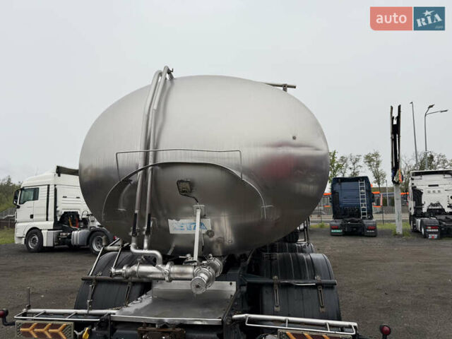 Мерседес Актрос 2014 в Киеве на Automoto.ua Белый Мерседес Актрос, объемом двигателя 11.95 л и пробегом 500 тыс. км за 39999 $, фото 20 на Automoto.ua