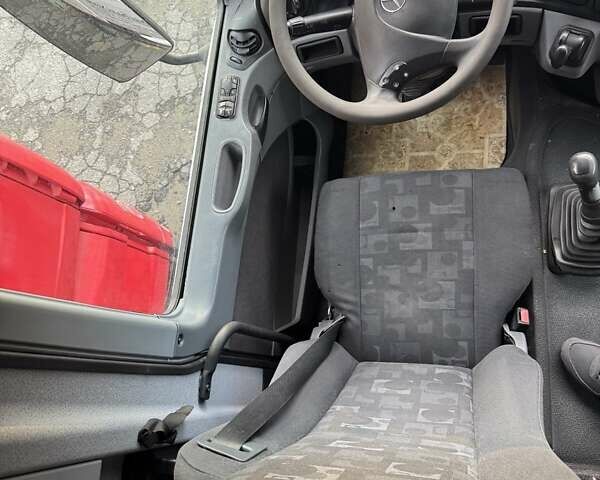 Белый Мерседес Актрос, объемом двигателя 11.95 л и пробегом 300 тыс. км за 22999 $, фото 2 на Automoto.ua