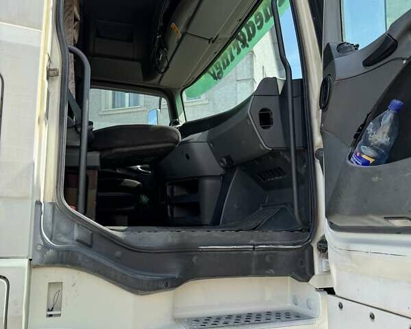 Білий Мерседес Актрос, об'ємом двигуна 12.8 л та пробігом 380 тис. км за 13000 $, фото 5 на Automoto.ua