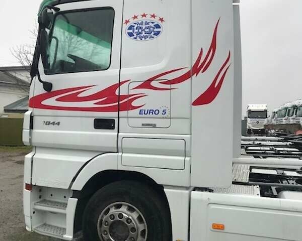 Белый Мерседес Актрос, объемом двигателя 11.9 л и пробегом 1 тыс. км за 18542 $, фото 7 на Automoto.ua