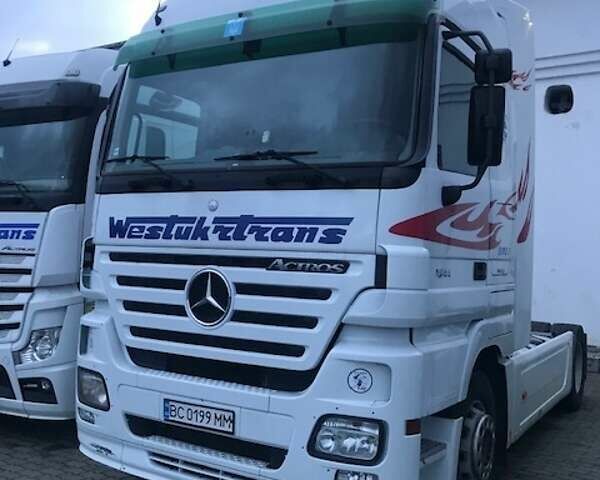 Белый Мерседес Актрос, объемом двигателя 11.9 л и пробегом 1 тыс. км за 18542 $, фото 20 на Automoto.ua