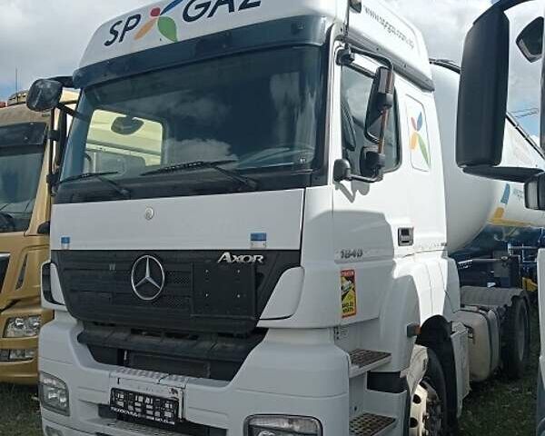 Белый Мерседес Актрос, объемом двигателя 11.97 л и пробегом 500 тыс. км за 12354 $, фото 1 на Automoto.ua