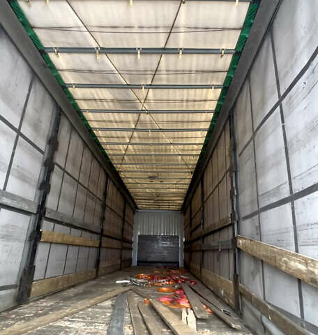 Белый Мерседес Актрос, объемом двигателя 11.95 л и пробегом 1 тыс. км за 28500 $, фото 12 на Automoto.ua