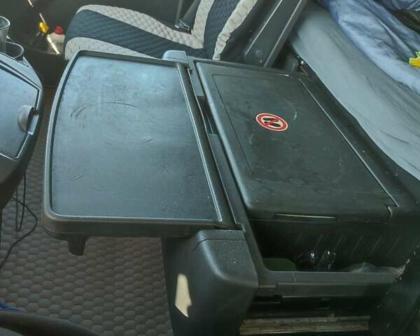 Мерседес Актрос 2011 в Запорожье на Automoto.ua Белый Мерседес Актрос, объемом двигателя 11.95 л и пробегом 927 тыс. км за 19000 $, фото 5 на Automoto.ua