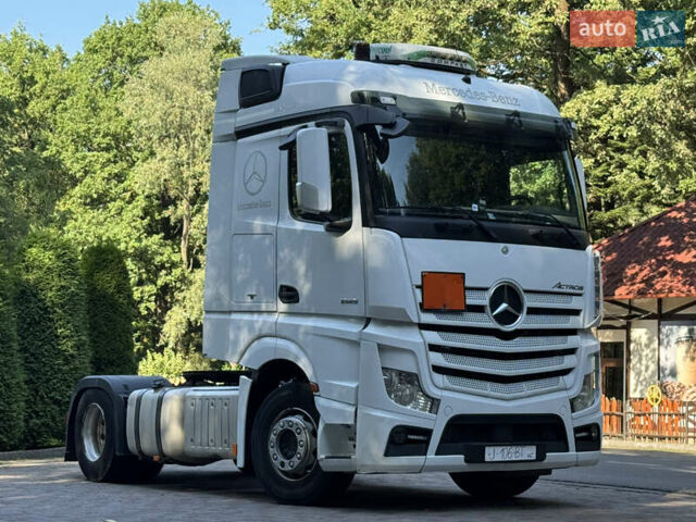 Белый Мерседес Актрос, объемом двигателя 12.81 л и пробегом 802 тыс. км за 17850 $, фото 32 на Automoto.ua