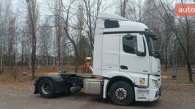 Білий Мерседес Актрос, об'ємом двигуна 12.81 л та пробігом 777 тис. км за 15000 $, фото 11 на Automoto.ua