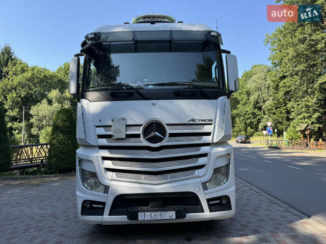 Белый Мерседес Актрос, объемом двигателя 12.81 л и пробегом 802 тыс. км за 17850 $, фото 54 на Automoto.ua