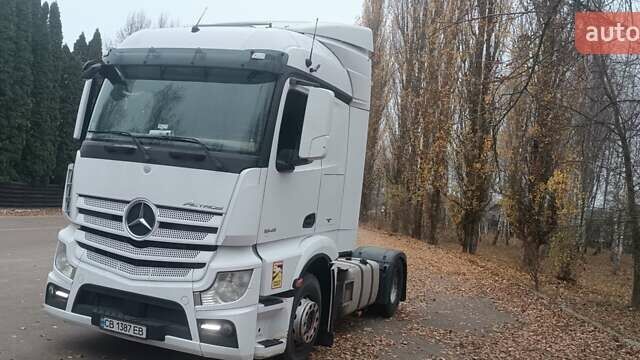 Білий Мерседес Актрос, об'ємом двигуна 12.81 л та пробігом 777 тис. км за 15000 $, фото 10 на Automoto.ua