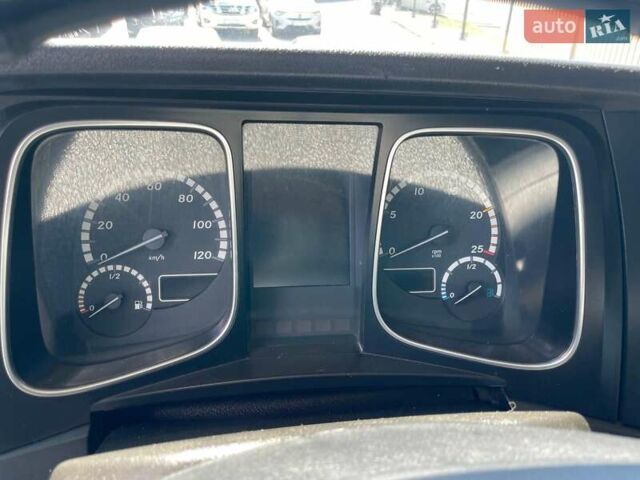 Белый Мерседес Актрос, объемом двигателя 10.7 л и пробегом 996 тыс. км за 16290 $, фото 15 на Automoto.ua