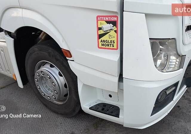 Білий Мерседес Актрос, об'ємом двигуна 12.8 л та пробігом 745 тис. км за 27000 $, фото 12 на Automoto.ua