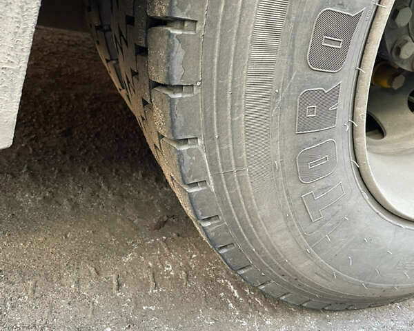 Белый Мерседес Актрос, объемом двигателя 12.5 л и пробегом 1 тыс. км за 14500 $, фото 5 на Automoto.ua