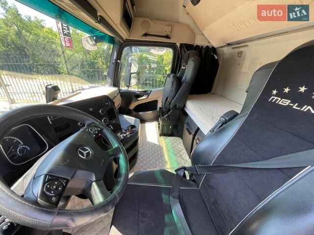 Белый Мерседес Актрос, объемом двигателя 10.7 л и пробегом 996 тыс. км за 16290 $, фото 13 на Automoto.ua