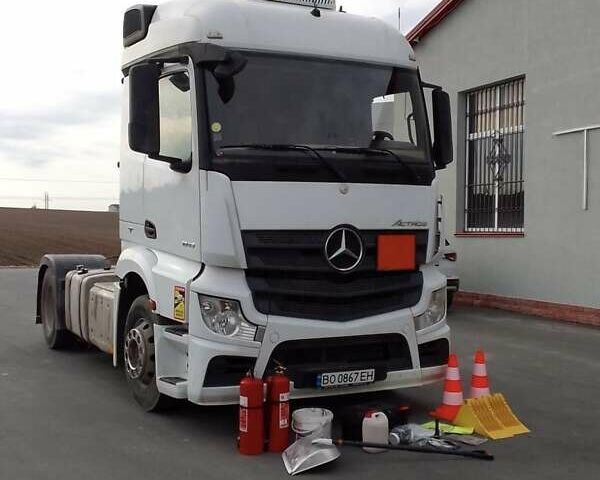 Мерседес Актрос 2014 у Тернополі на Automoto.ua Білий Мерседес Актрос, об'ємом двигуна 10.68 л та пробігом 850 тис. км за 12000 $, фото 1 на Automoto.ua