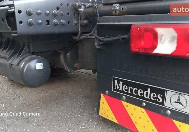 Білий Мерседес Актрос, об'ємом двигуна 12.8 л та пробігом 745 тис. км за 27000 $, фото 8 на Automoto.ua