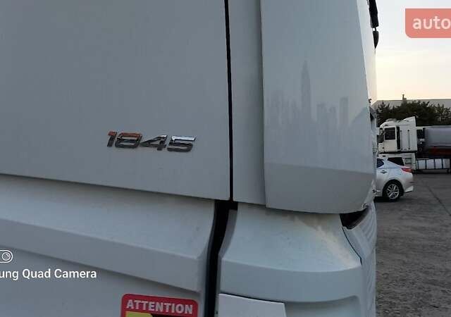 Білий Мерседес Актрос, об'ємом двигуна 12.8 л та пробігом 745 тис. км за 27000 $, фото 17 на Automoto.ua