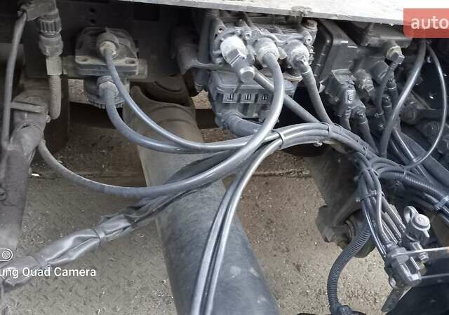 Білий Мерседес Актрос, об'ємом двигуна 12.8 л та пробігом 745 тис. км за 27000 $, фото 21 на Automoto.ua