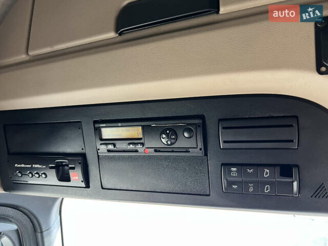 Белый Мерседес Актрос, объемом двигателя 12.9 л и пробегом 665 тыс. км за 23203 $, фото 6 на Automoto.ua