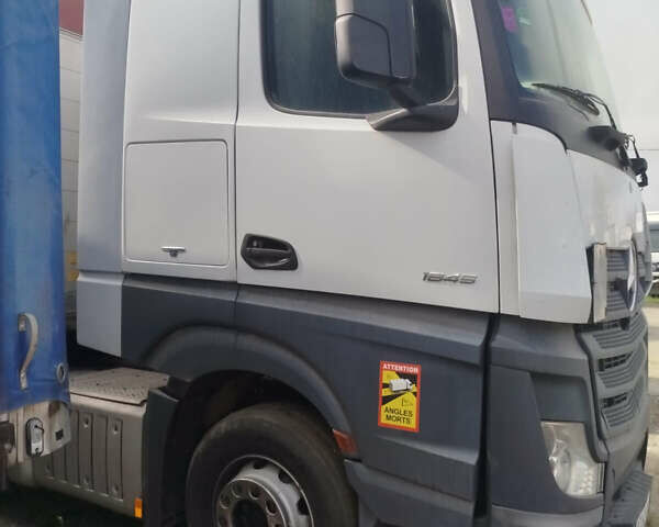 Білий Мерседес Актрос, об'ємом двигуна 12.81 л та пробігом 850 тис. км за 28000 $, фото 21 на Automoto.ua