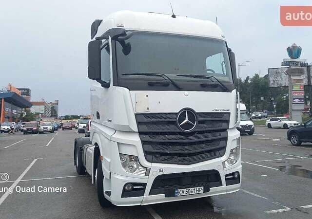 Мерседес Актрос 2015 в Киеве на Automoto.ua Белый Мерседес Актрос, объемом двигателя 12.81 л и пробегом 745 тыс. км за 27000 $, фото 23 на Automoto.ua