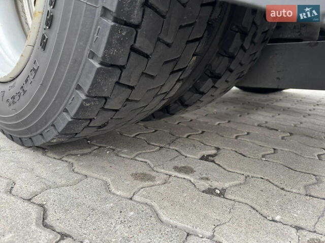 Белый Мерседес Актрос, объемом двигателя 12.8 л и пробегом 859 тыс. км за 28000 $, фото 4 на Automoto.ua