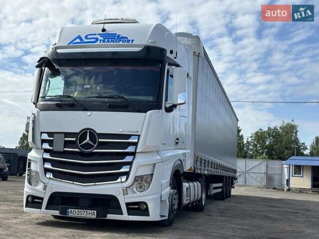 Белый Мерседес Актрос, объемом двигателя 11.95 л и пробегом 885 тыс. км за 36800 $, фото 1 на Automoto.ua