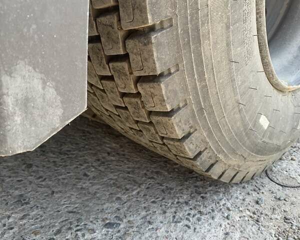 Білий Мерседес Актрос, об'ємом двигуна 0 л та пробігом 760 тис. км за 33000 $, фото 4 на Automoto.ua