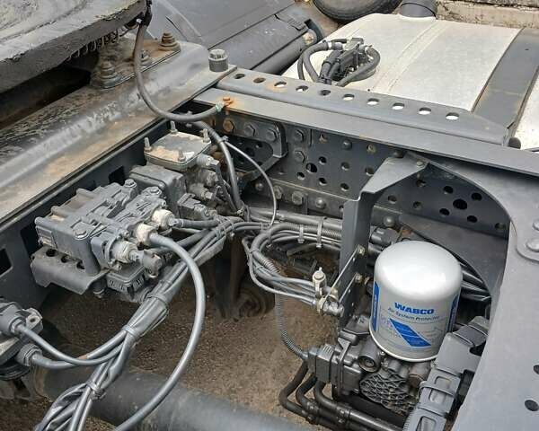 Белый Мерседес Актрос, объемом двигателя 10.68 л и пробегом 748 тыс. км за 27200 $, фото 10 на Automoto.ua