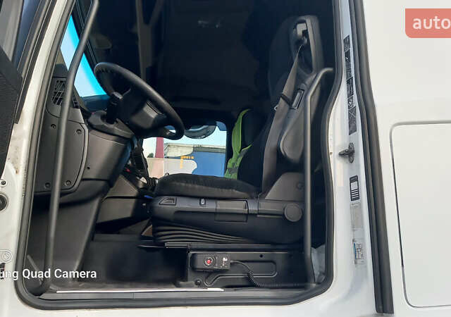 Мерседес Актрос 2015 в Киеве на Automoto.ua Белый Мерседес Актрос, объемом двигателя 12.81 л и пробегом 745 тыс. км за 27000 $, фото 8 на Automoto.ua