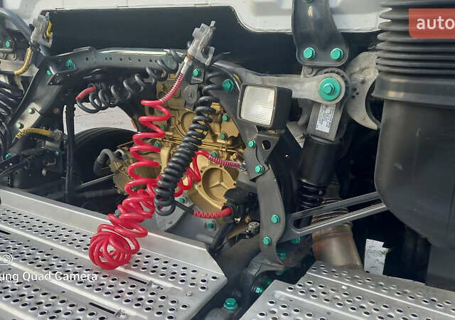 Мерседес Актрос 2015 в Киеве на Automoto.ua Белый Мерседес Актрос, объемом двигателя 12.81 л и пробегом 745 тыс. км за 27000 $, фото 57 на Automoto.ua